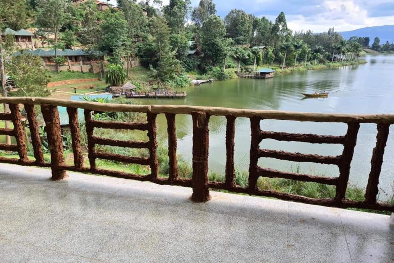 Bunyonyi Overland Resort Kabale Exterior foto